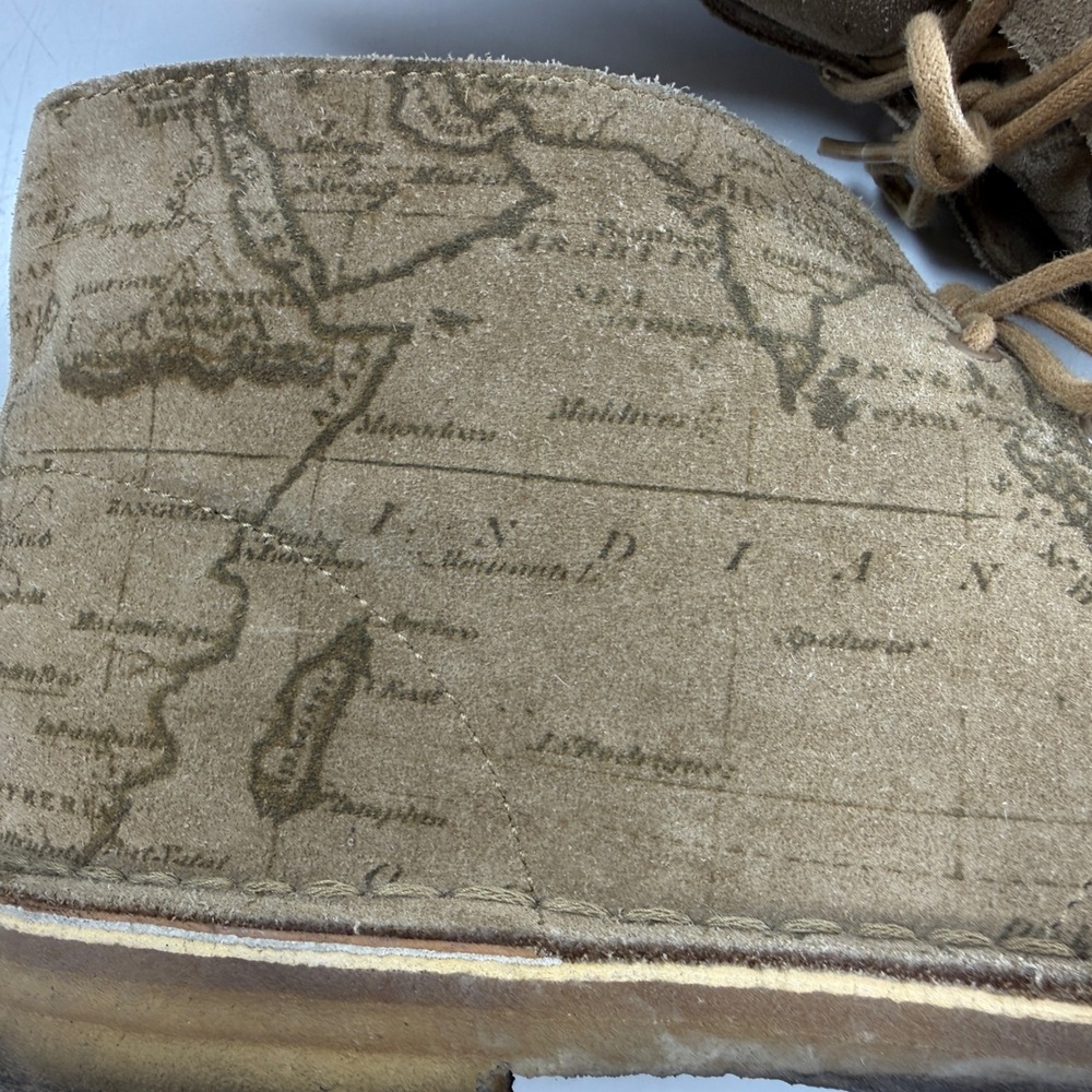 Supreme x Clarks Desert Chukka Boot Men Size 10.5 Tan Suede Map Print Crepe Sole - Picture 9 of 12